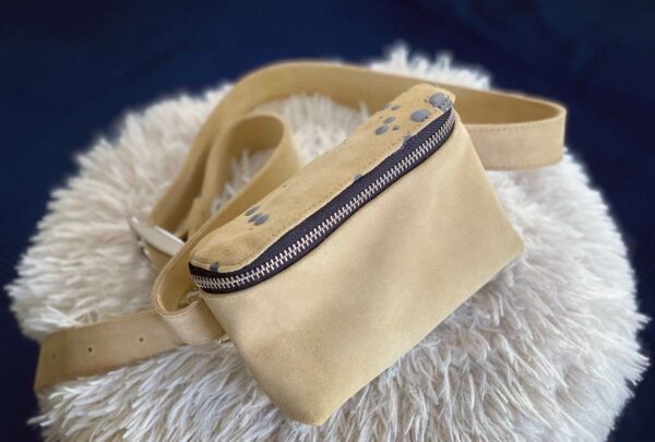 belt bag cream